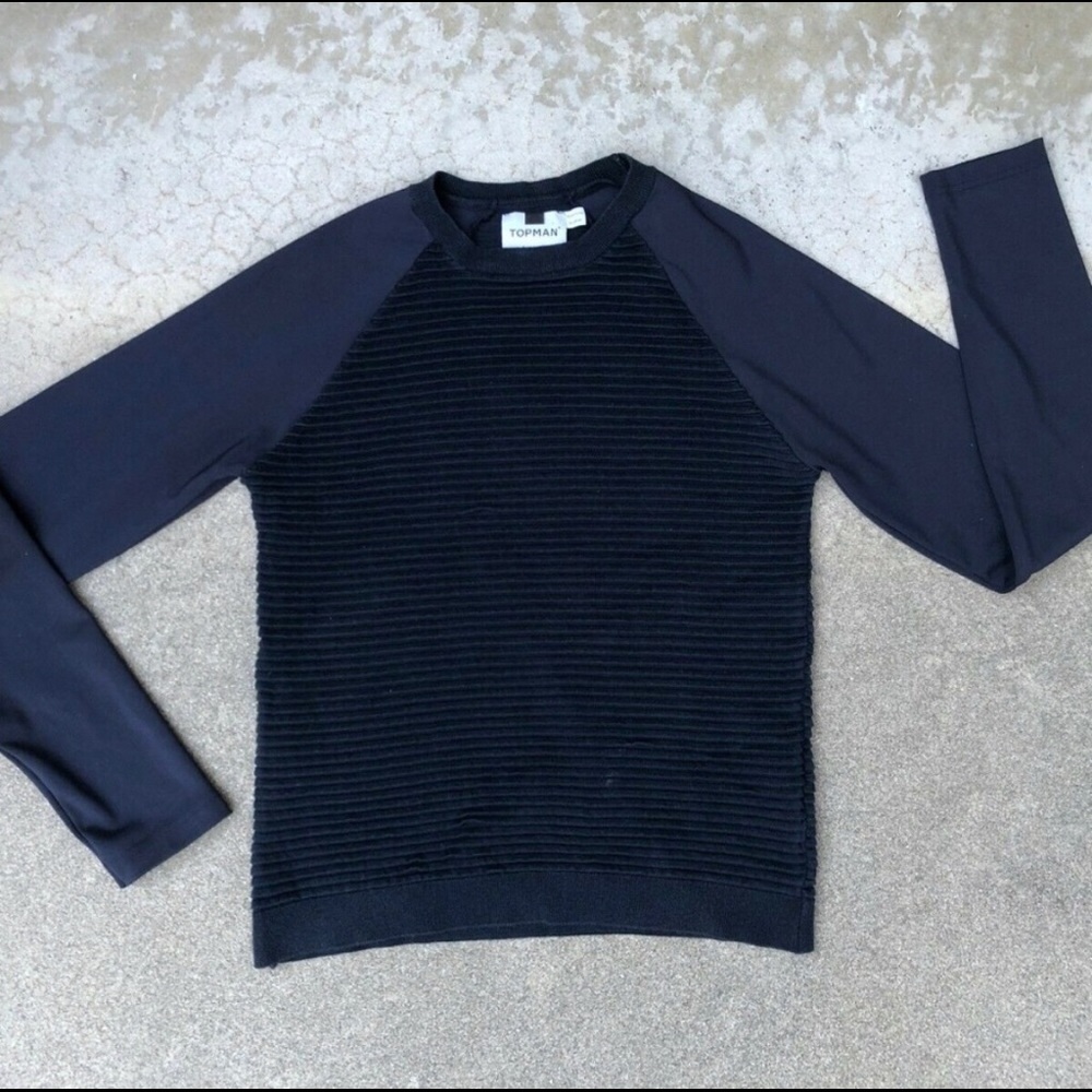 TOPMAN textured crew neck sweater EUC